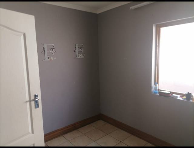 3 BEDROOM TOWNHOUSE FOR SALE IN CASA ACACIA